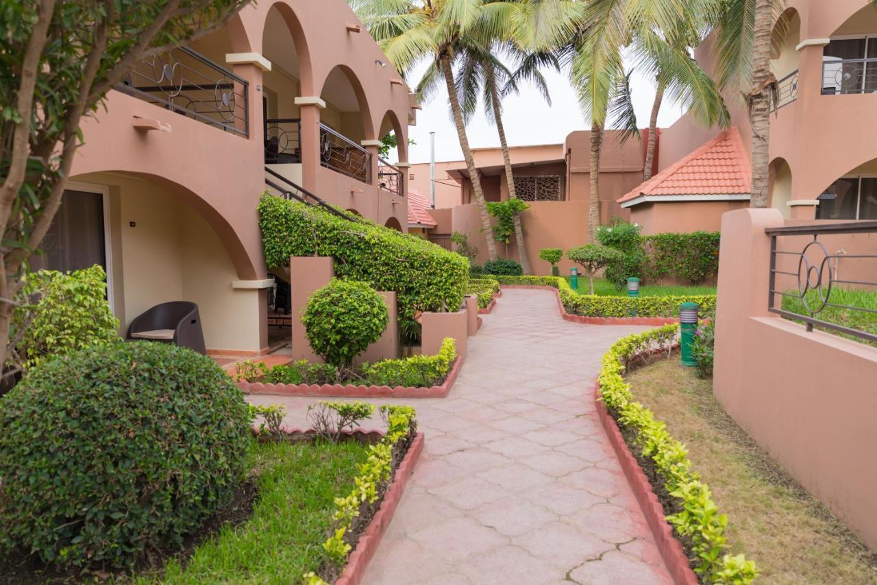 Airport Hotel Casino Du Cap-Vert Dakar Exterior foto