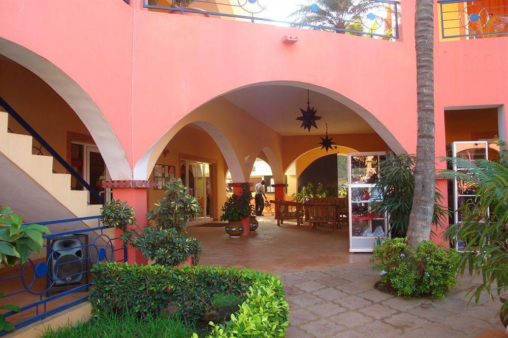 Airport Hotel Casino Du Cap-Vert Dakar Exterior foto